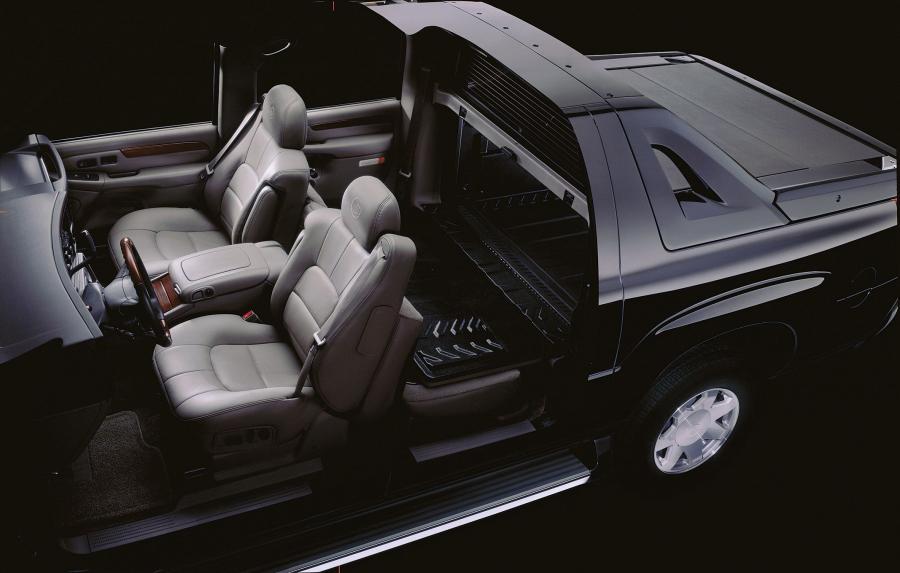  Cadillac Escalade EXT 2002 года  (фото 23 из 39)